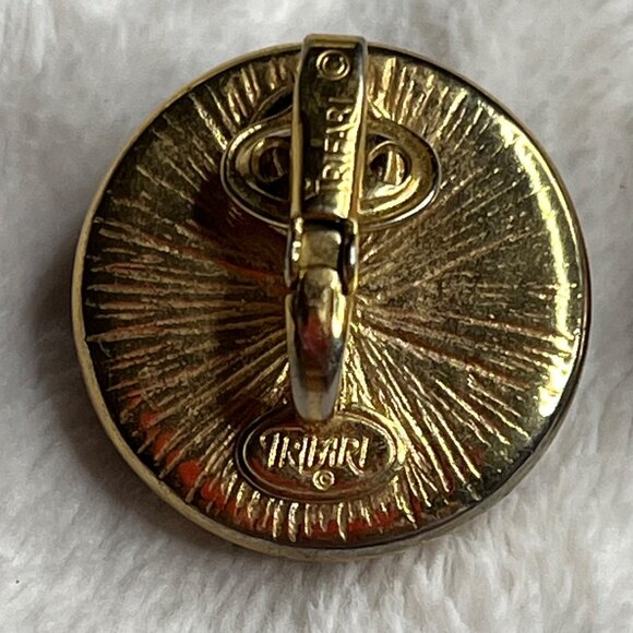 Trifari Purple & Gold Clip-On Earrings - Picture 3 of 4